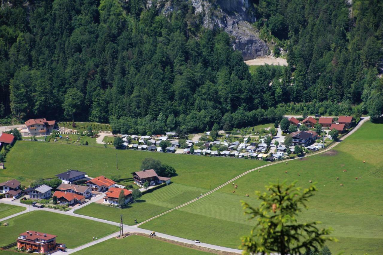 Ferienwohnungen Karwendel Camping Maurach  Zimmer foto